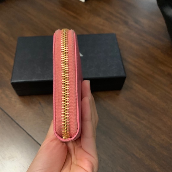 Prada wallet - Picture 6 of 9